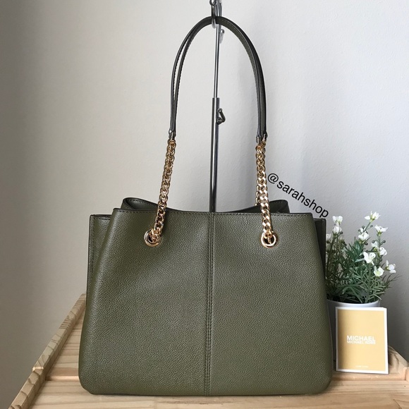 🌼Michael Kors Purse - Picture 2 of 11